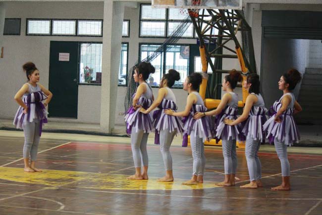 สาขาวิชาการศึกษาปฐมวัย จัดโครงการ “ปฐมวัยซู่ซ่า กีฬาสีซู่ซี่” ในวันเสาร์ที่ 2 พฤศจิกายน 2556 ณ ยิมเนเซียม มหาวิทยาลัยทักษิณ ภาพที่ 119