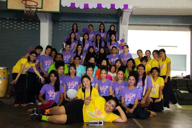 สาขาวิชาการศึกษาปฐมวัย จัดโครงการ “ปฐมวัยซู่ซ่า กีฬาสีซู่ซี่” ในวันเสาร์ที่ 2 พฤศจิกายน 2556 ณ ยิมเนเซียม มหาวิทยาลัยทักษิณ ภาพที่ 131