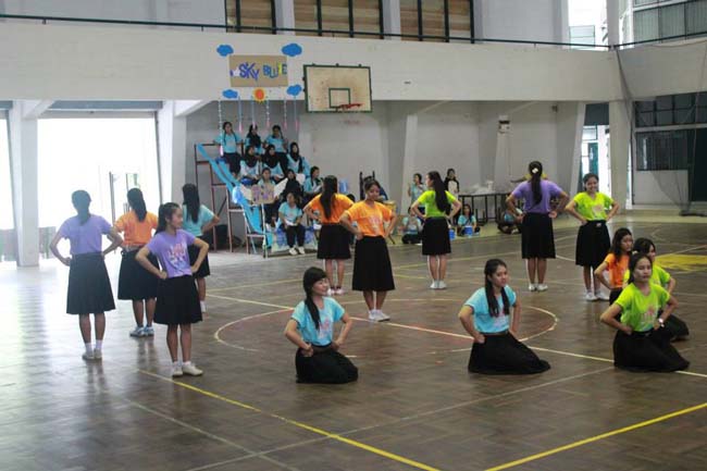 สาขาวิชาการศึกษาปฐมวัย จัดโครงการ “ปฐมวัยซู่ซ่า กีฬาสีซู่ซี่” ในวันเสาร์ที่ 2 พฤศจิกายน 2556 ณ ยิมเนเซียม มหาวิทยาลัยทักษิณ ภาพที่ 141