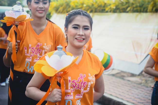 สาขาวิชาการศึกษาปฐมวัย จัดโครงการ “ปฐมวัยซู่ซ่า กีฬาสีซู่ซี่” ในวันเสาร์ที่ 2 พฤศจิกายน 2556 ณ ยิมเนเซียม มหาวิทยาลัยทักษิณ ภาพที่ 148