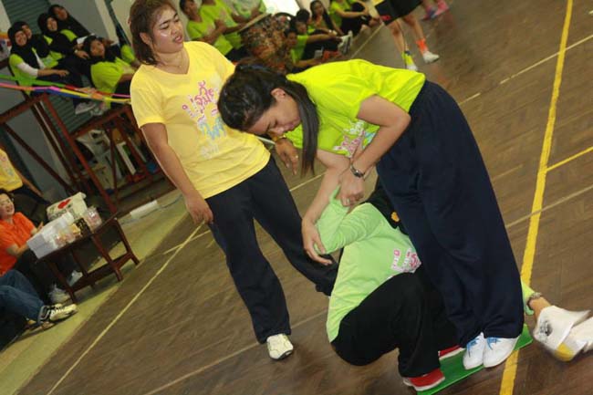 สาขาวิชาการศึกษาปฐมวัย จัดโครงการ “ปฐมวัยซู่ซ่า กีฬาสีซู่ซี่” ในวันเสาร์ที่ 2 พฤศจิกายน 2556 ณ ยิมเนเซียม มหาวิทยาลัยทักษิณ ภาพที่ 187