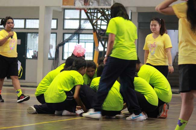 สาขาวิชาการศึกษาปฐมวัย จัดโครงการ “ปฐมวัยซู่ซ่า กีฬาสีซู่ซี่” ในวันเสาร์ที่ 2 พฤศจิกายน 2556 ณ ยิมเนเซียม มหาวิทยาลัยทักษิณ ภาพที่ 195
