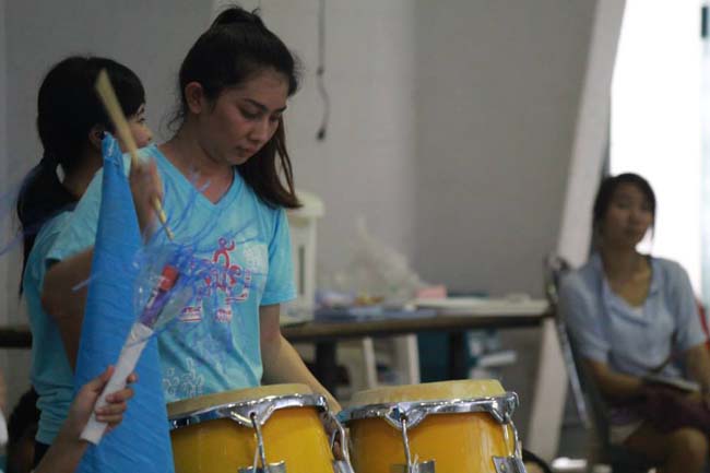 สาขาวิชาการศึกษาปฐมวัย จัดโครงการ “ปฐมวัยซู่ซ่า กีฬาสีซู่ซี่” ในวันเสาร์ที่ 2 พฤศจิกายน 2556 ณ ยิมเนเซียม มหาวิทยาลัยทักษิณ ภาพที่ 197