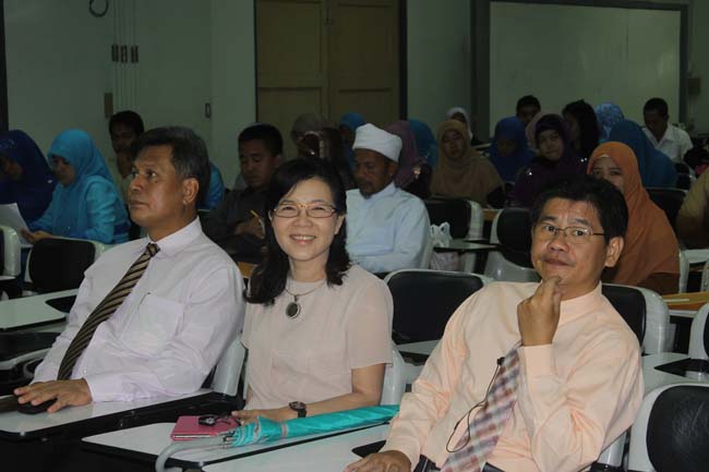 โครงการสัมมนานิสิตระหว่างฝึกปฏิบัติการสอน (ป.บัณฑิต) 16 สิงหาคม 2556 ภาพที่ 16