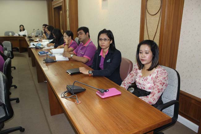 การประเมินคุณภาพภายใน คณะศึกษาศาสตร์ วันจันทร์ที่ 15 กรกฎาคม 2556 ณ ห้องประชุมคณะศึกษาศาสตร์ ชั้น 2 อาคารเรียน 3 มหาวิทยาลัยทักษิณ ภาพที่ 4