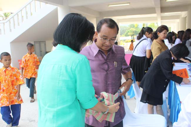 งานทักษิณวิชาการ ประจำปี 2556"บูรณาการนำความรู้ มุ่งสู่ชุมชน"ระหว่างวันที 26 - 28 สิงหาคม 2556 ณ มหาวิทยาลัยทักษิณ วิทยาเขตสงขลา ภาพที่ 29