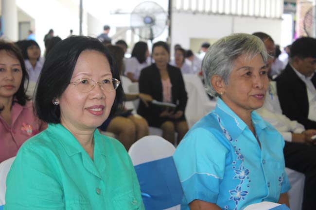 งานทักษิณวิชาการ ประจำปี 2556"บูรณาการนำความรู้ มุ่งสู่ชุมชน"ระหว่างวันที 26 - 28 สิงหาคม 2556 ณ มหาวิทยาลัยทักษิณ วิทยาเขตสงขลา ภาพที่ 41