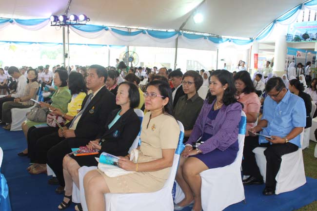 งานทักษิณวิชาการ ประจำปี 2556"บูรณาการนำความรู้ มุ่งสู่ชุมชน"ระหว่างวันที 26 - 28 สิงหาคม 2556 ณ มหาวิทยาลัยทักษิณ วิทยาเขตสงขลา ภาพที่ 50