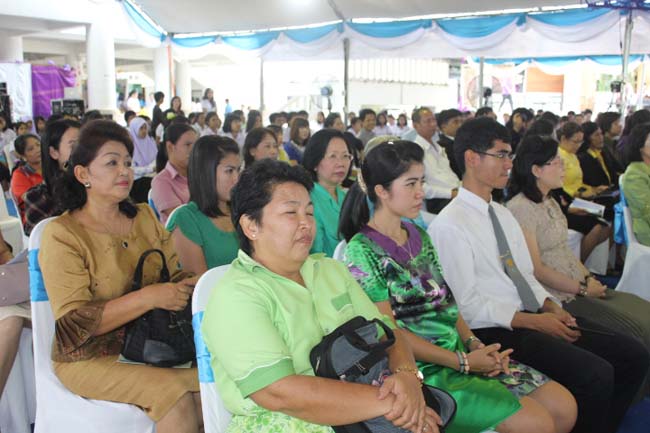 งานทักษิณวิชาการ ประจำปี 2556"บูรณาการนำความรู้ มุ่งสู่ชุมชน"ระหว่างวันที 26 - 28 สิงหาคม 2556 ณ มหาวิทยาลัยทักษิณ วิทยาเขตสงขลา ภาพที่ 67