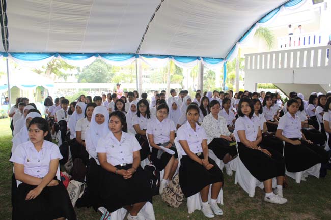 งานทักษิณวิชาการ ประจำปี 2556"บูรณาการนำความรู้ มุ่งสู่ชุมชน"ระหว่างวันที 26 - 28 สิงหาคม 2556 ณ มหาวิทยาลัยทักษิณ วิทยาเขตสงขลา ภาพที่ 69