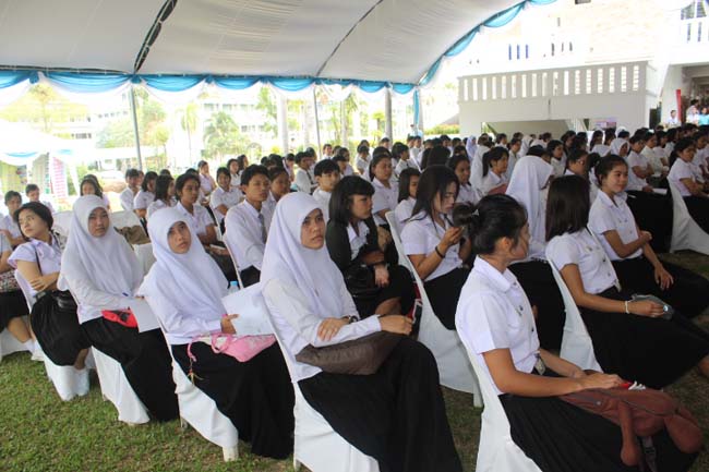งานทักษิณวิชาการ ประจำปี 2556"บูรณาการนำความรู้ มุ่งสู่ชุมชน"ระหว่างวันที 26 - 28 สิงหาคม 2556 ณ มหาวิทยาลัยทักษิณ วิทยาเขตสงขลา ภาพที่ 83