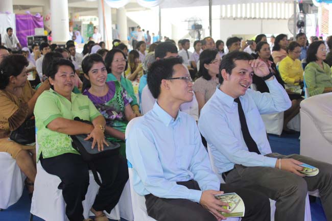 งานทักษิณวิชาการ ประจำปี 2556"บูรณาการนำความรู้ มุ่งสู่ชุมชน"ระหว่างวันที 26 - 28 สิงหาคม 2556 ณ มหาวิทยาลัยทักษิณ วิทยาเขตสงขลา ภาพที่ 85
