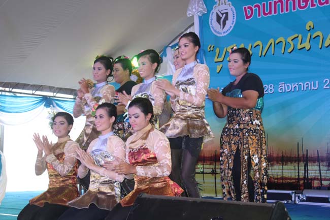 งานทักษิณวิชาการ ประจำปี 2556"บูรณาการนำความรู้ มุ่งสู่ชุมชน"ระหว่างวันที 26 - 28 สิงหาคม 2556 ณ มหาวิทยาลัยทักษิณ วิทยาเขตสงขลา ภาพที่ 105