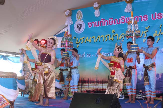 งานทักษิณวิชาการ ประจำปี 2556"บูรณาการนำความรู้ มุ่งสู่ชุมชน"ระหว่างวันที 26 - 28 สิงหาคม 2556 ณ มหาวิทยาลัยทักษิณ วิทยาเขตสงขลา ภาพที่ 116