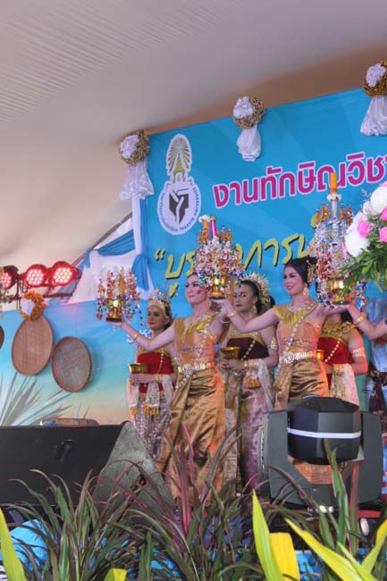 งานทักษิณวิชาการ ประจำปี 2556"บูรณาการนำความรู้ มุ่งสู่ชุมชน"ระหว่างวันที 26 - 28 สิงหาคม 2556 ณ มหาวิทยาลัยทักษิณ วิทยาเขตสงขลา ภาพที่ 131