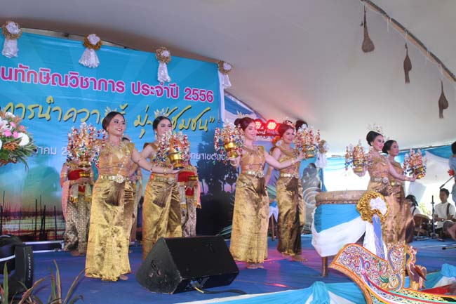 งานทักษิณวิชาการ ประจำปี 2556"บูรณาการนำความรู้ มุ่งสู่ชุมชน"ระหว่างวันที 26 - 28 สิงหาคม 2556 ณ มหาวิทยาลัยทักษิณ วิทยาเขตสงขลา ภาพที่ 135