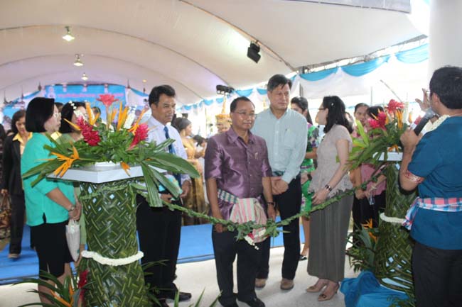 งานทักษิณวิชาการ ประจำปี 2556"บูรณาการนำความรู้ มุ่งสู่ชุมชน"ระหว่างวันที 26 - 28 สิงหาคม 2556 ณ มหาวิทยาลัยทักษิณ วิทยาเขตสงขลา ภาพที่ 192