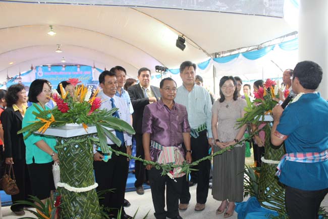 งานทักษิณวิชาการ ประจำปี 2556"บูรณาการนำความรู้ มุ่งสู่ชุมชน"ระหว่างวันที 26 - 28 สิงหาคม 2556 ณ มหาวิทยาลัยทักษิณ วิทยาเขตสงขลา ภาพที่ 194