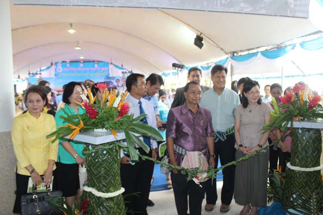 งานทักษิณวิชาการ ประจำปี 2556"บูรณาการนำความรู้ มุ่งสู่ชุมชน"ระหว่างวันที 26 - 28 สิงหาคม 2556 ณ มหาวิทยาลัยทักษิณ วิทยาเขตสงขลา ภาพที่ 195