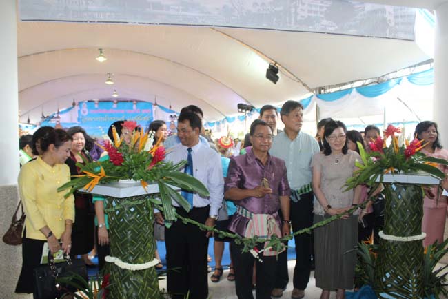 งานทักษิณวิชาการ ประจำปี 2556"บูรณาการนำความรู้ มุ่งสู่ชุมชน"ระหว่างวันที 26 - 28 สิงหาคม 2556 ณ มหาวิทยาลัยทักษิณ วิทยาเขตสงขลา ภาพที่ 201