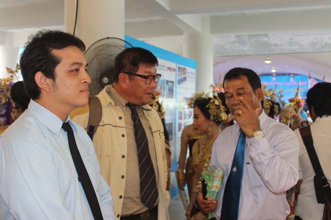 งานทักษิณวิชาการ ประจำปี 2556"บูรณาการนำความรู้ มุ่งสู่ชุมชน"ระหว่างวันที 26 - 28 สิงหาคม 2556 ณ มหาวิทยาลัยทักษิณ วิทยาเขตสงขลา ภาพที่ 210