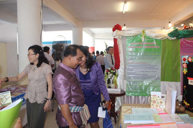 งานทักษิณวิชาการ ประจำปี 2556"บูรณาการนำความรู้ มุ่งสู่ชุมชน"ระหว่างวันที 26 - 28 สิงหาคม 2556 ณ มหาวิทยาลัยทักษิณ วิทยาเขตสงขลา ภาพที่ 223