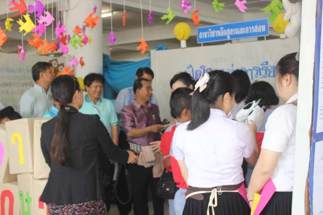 งานทักษิณวิชาการ ประจำปี 2556"บูรณาการนำความรู้ มุ่งสู่ชุมชน"ระหว่างวันที 26 - 28 สิงหาคม 2556 ณ มหาวิทยาลัยทักษิณ วิทยาเขตสงขลา ภาพที่ 234