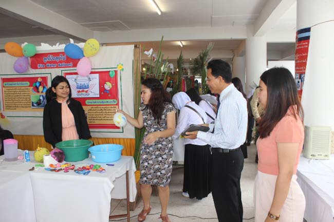 งานทักษิณวิชาการ ประจำปี 2556"บูรณาการนำความรู้ มุ่งสู่ชุมชน"ระหว่างวันที 26 - 28 สิงหาคม 2556 ณ มหาวิทยาลัยทักษิณ วิทยาเขตสงขลา ภาพที่ 252