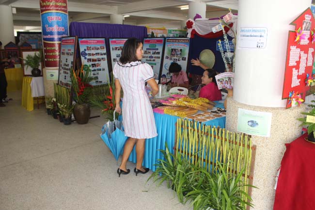 งานทักษิณวิชาการ ประจำปี 2556"บูรณาการนำความรู้ มุ่งสู่ชุมชน"ระหว่างวันที 26 - 28 สิงหาคม 2556 ณ มหาวิทยาลัยทักษิณ วิทยาเขตสงขลา ภาพที่ 330
