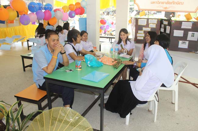 งานทักษิณวิชาการ ประจำปี 2556"บูรณาการนำความรู้ มุ่งสู่ชุมชน"ระหว่างวันที 26 - 28 สิงหาคม 2556 ณ มหาวิทยาลัยทักษิณ วิทยาเขตสงขลา ภาพที่ 380