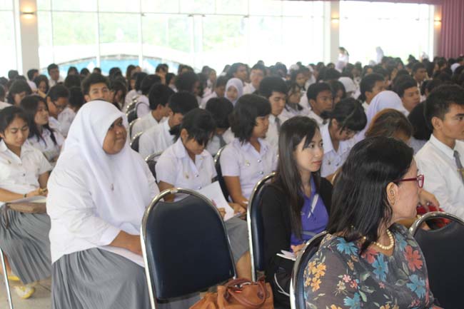 งานทักษิณวิชาการ ประจำปี 2556"บูรณาการนำความรู้ มุ่งสู่ชุมชน"ระหว่างวันที 26 - 28 สิงหาคม 2556 ณ มหาวิทยาลัยทักษิณ วิทยาเขตสงขลา ภาพที่ 420