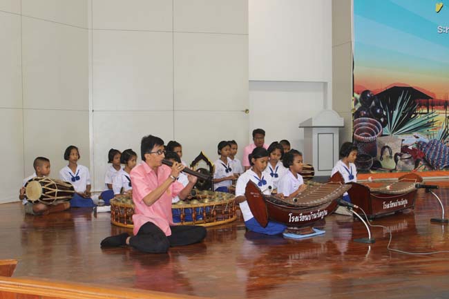 งานทักษิณวิชาการ ประจำปี 2556"บูรณาการนำความรู้ มุ่งสู่ชุมชน"ระหว่างวันที 26 - 28 สิงหาคม 2556 ณ มหาวิทยาลัยทักษิณ วิทยาเขตสงขลา ภาพที่ 447