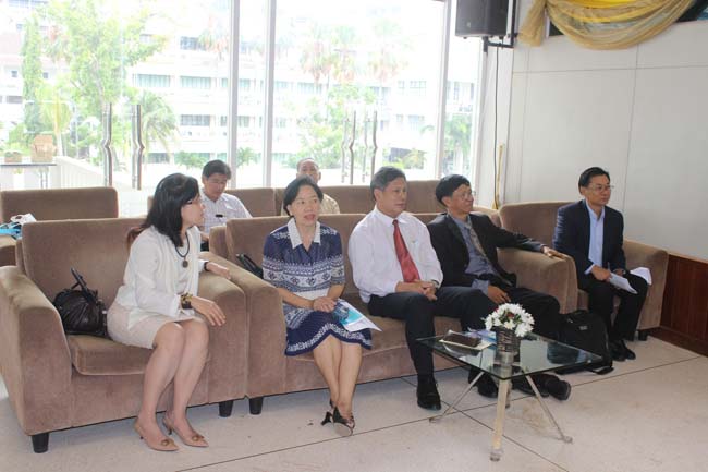 งานทักษิณวิชาการ ประจำปี 2556"บูรณาการนำความรู้ มุ่งสู่ชุมชน"ระหว่างวันที 26 - 28 สิงหาคม 2556 ณ มหาวิทยาลัยทักษิณ วิทยาเขตสงขลา ภาพที่ 449