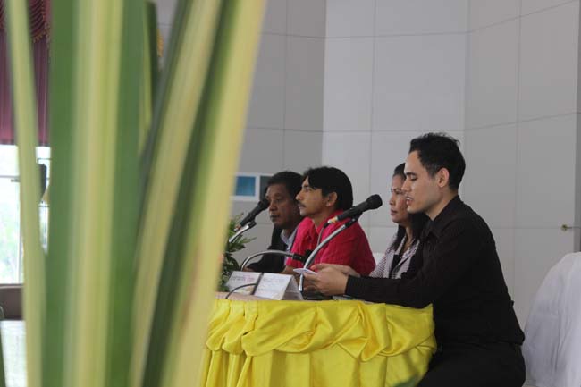 งานทักษิณวิชาการ ประจำปี 2556"บูรณาการนำความรู้ มุ่งสู่ชุมชน"ระหว่างวันที 26 - 28 สิงหาคม 2556 ณ มหาวิทยาลัยทักษิณ วิทยาเขตสงขลา ภาพที่ 543