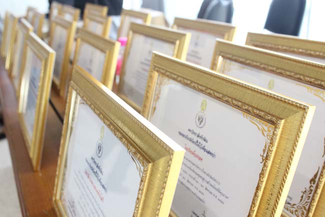 งานทักษิณวิชาการ ประจำปี 2556"บูรณาการนำความรู้ มุ่งสู่ชุมชน"ระหว่างวันที 26 - 28 สิงหาคม 2556 ณ มหาวิทยาลัยทักษิณ วิทยาเขตสงขลา ภาพที่ 575