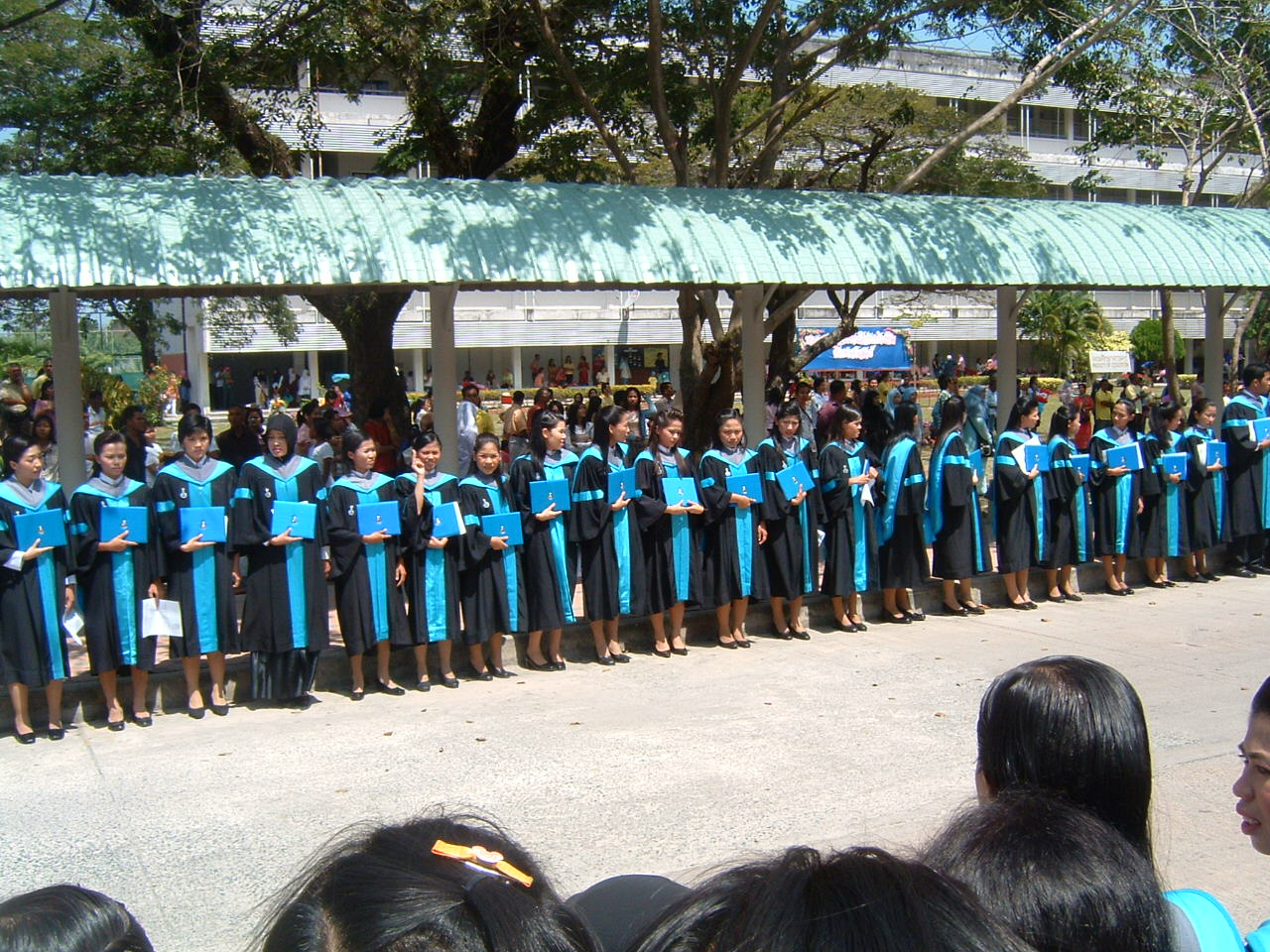 งานรับปริญญา ปี 2550 ภาพที่ 6