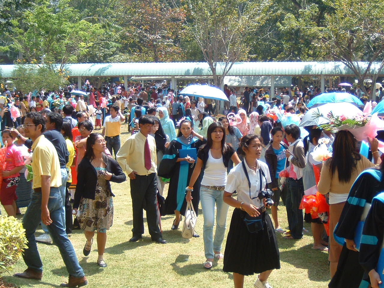 งานรับปริญญา ปี 2550 ภาพที่ 19