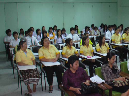 พิธีถวายเทียนพรรษา คณะศึกษาศาสตร์ ภาพที่ 12