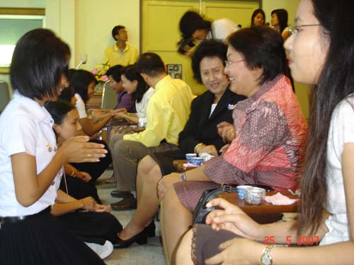 ปฐมนิเทศและต้อนรับนิสิตใหม่ คณะศึกษาศาสตร์ ปี 2550 ภาพที่ 9
