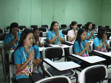 กิจกรรมสืบสานประเพณีสงกรานต์ คณะศึกษาศาสตร์ ปี 2550 ภาพที่ 25