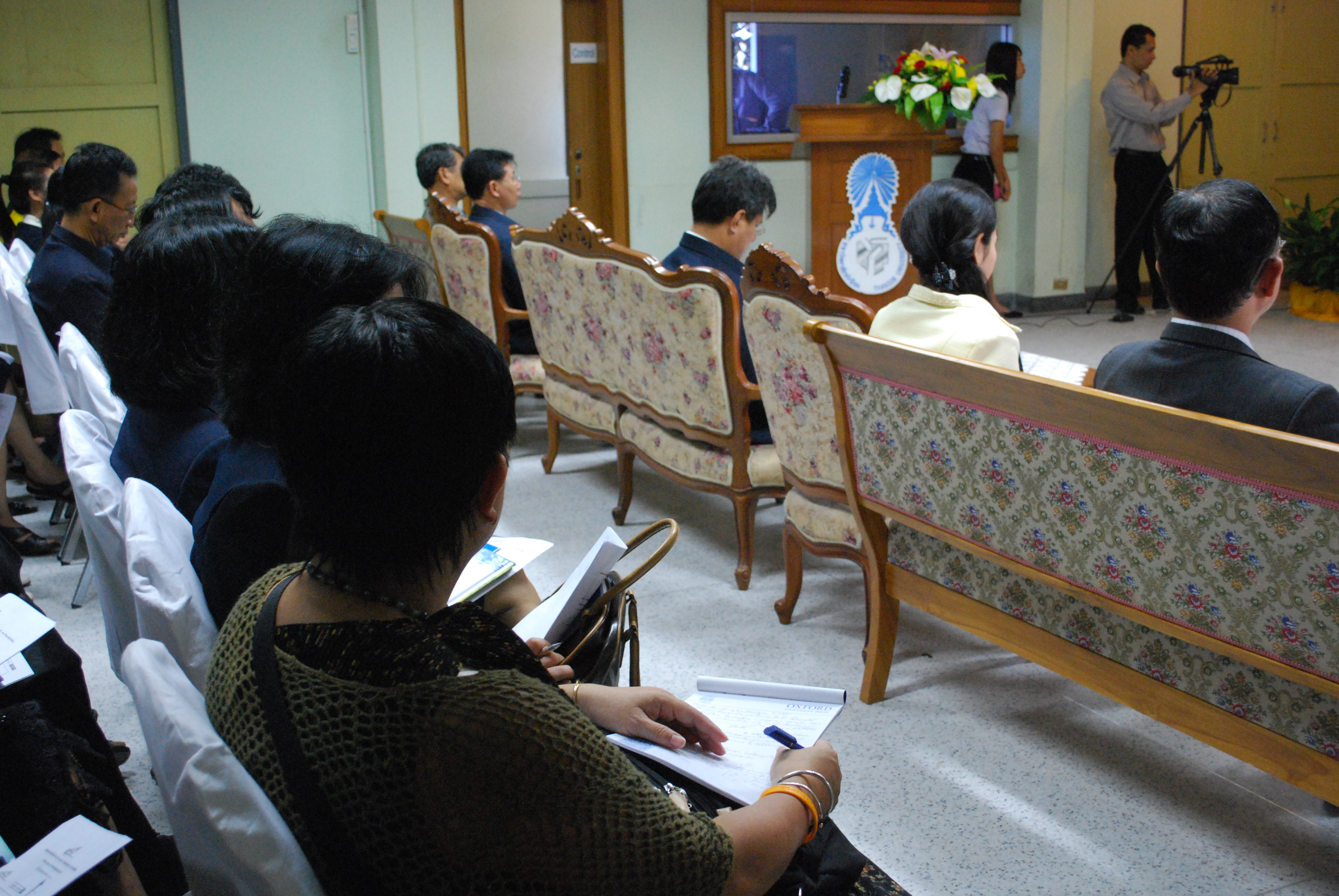 พิธีรดน้ำขอพรในงานครบรอบ 40 ปี คณะศึกษาศาสตร์ (ชุดที่ 1) ภาพที่ 9
