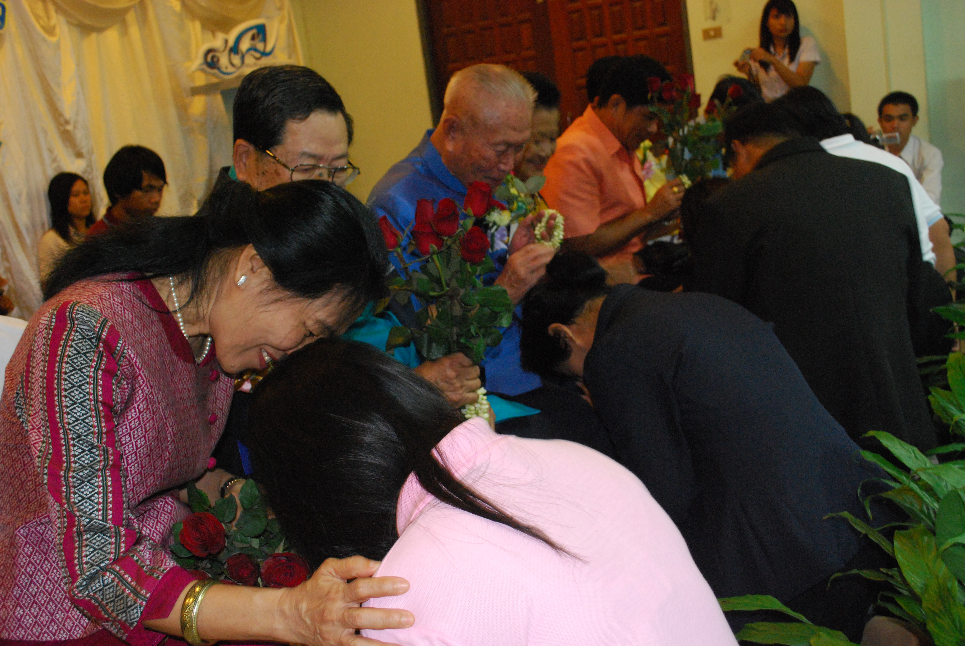 พิธีรดน้ำขอพรในงานครบรอบ 40 ปี คณะศึกษาศาสตร์ (ชุดที่ 1) ภาพที่ 73