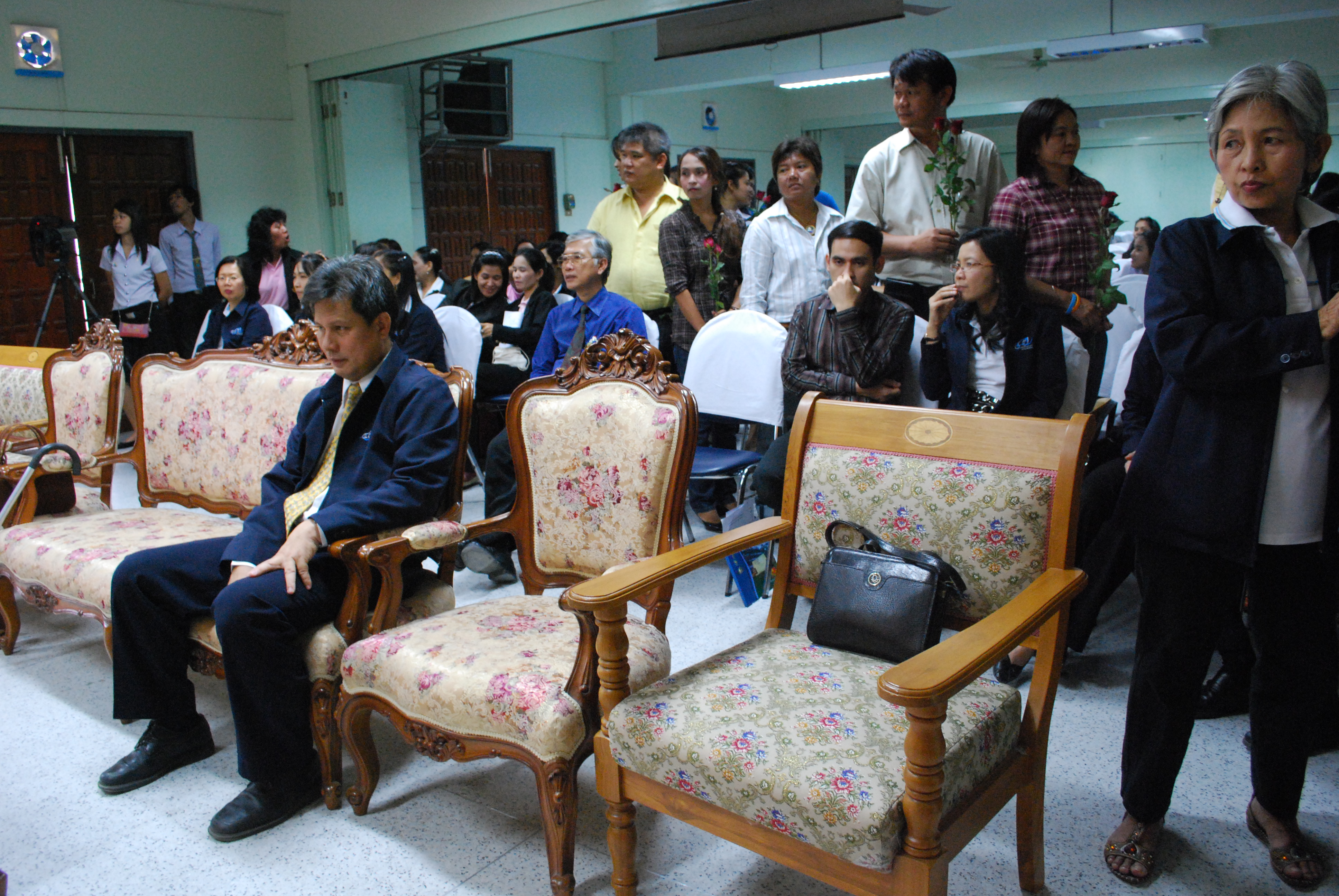 พิธีรดน้ำขอพรในงานครบรอบ 40 ปี คณะศึกษาศาสตร์ (ชุดที่ 1) ภาพที่ 79