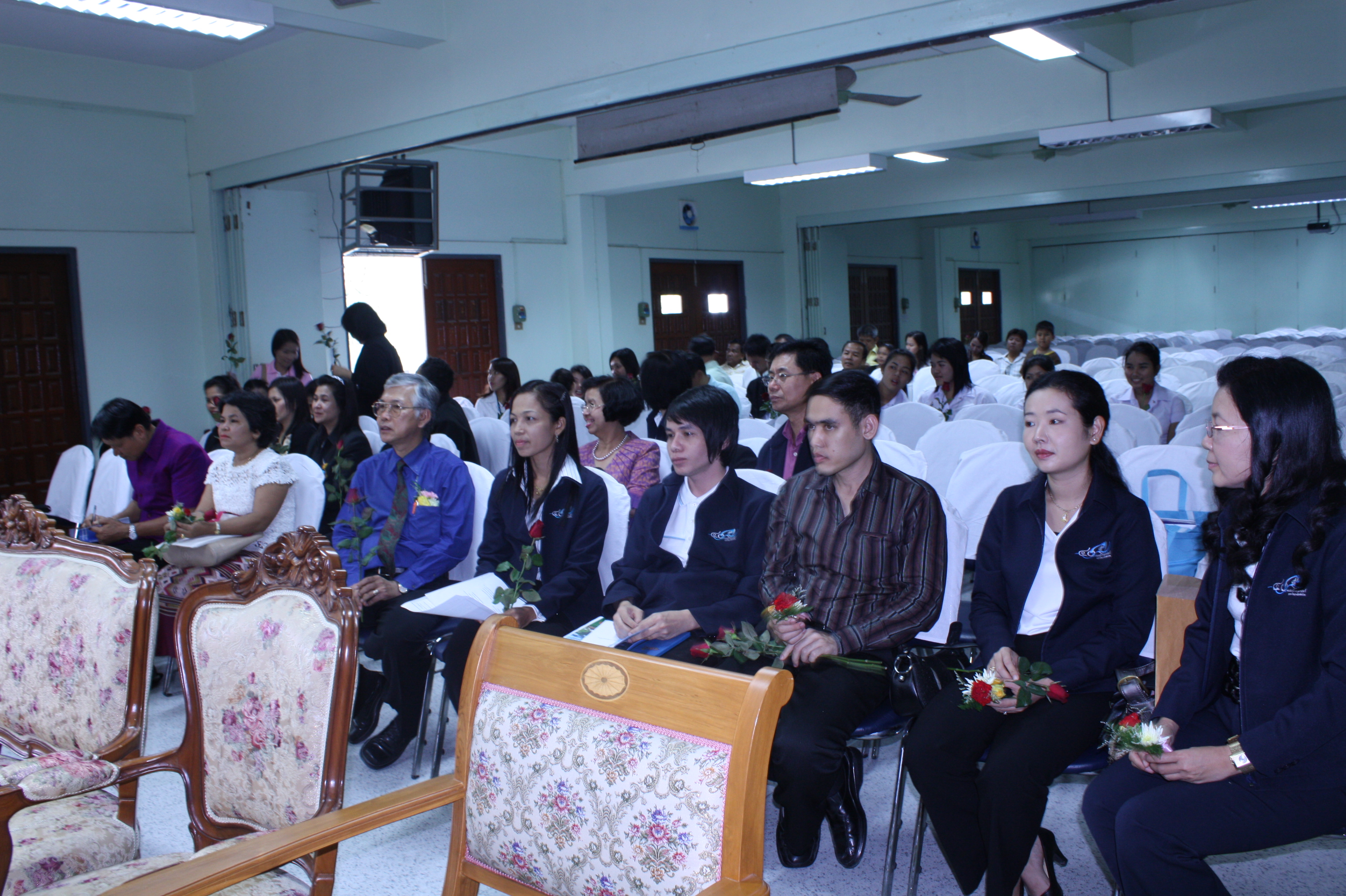 พิธีรดน้ำขอพรในงานครบรอบ 40 ปี คณะศึกษาศาสตร์ (ชุดที่ 2) ภาพที่ 2