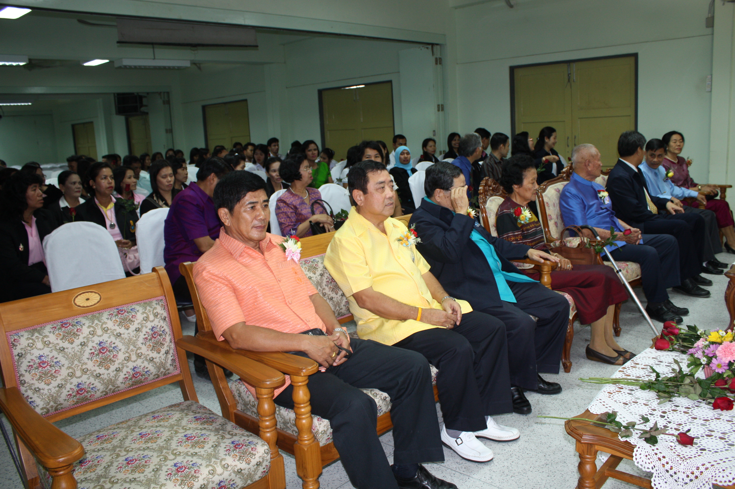 พิธีรดน้ำขอพรในงานครบรอบ 40 ปี คณะศึกษาศาสตร์ (ชุดที่ 2) ภาพที่ 24