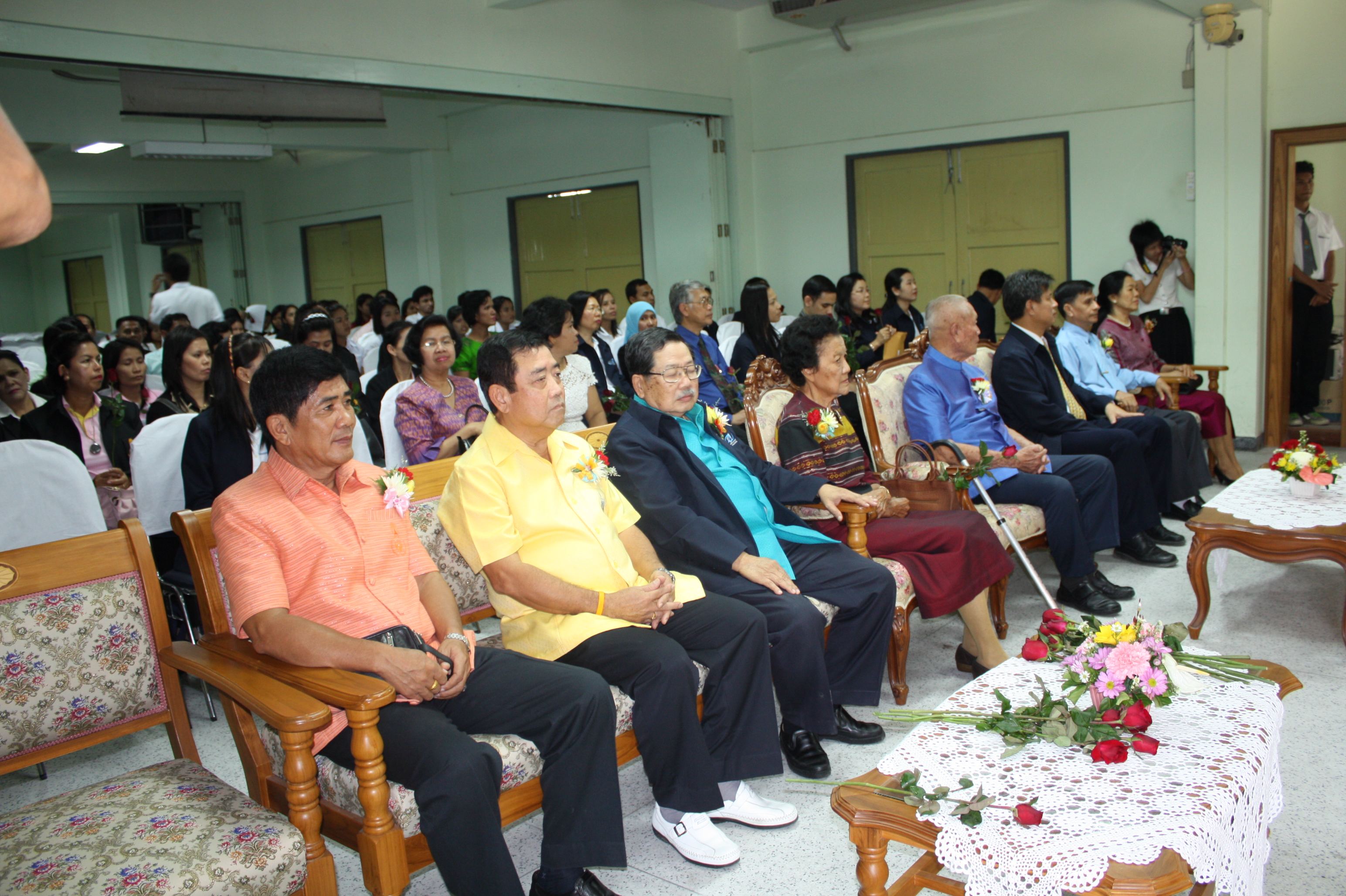 พิธีรดน้ำขอพรในงานครบรอบ 40 ปี คณะศึกษาศาสตร์ (ชุดที่ 2) ภาพที่ 26