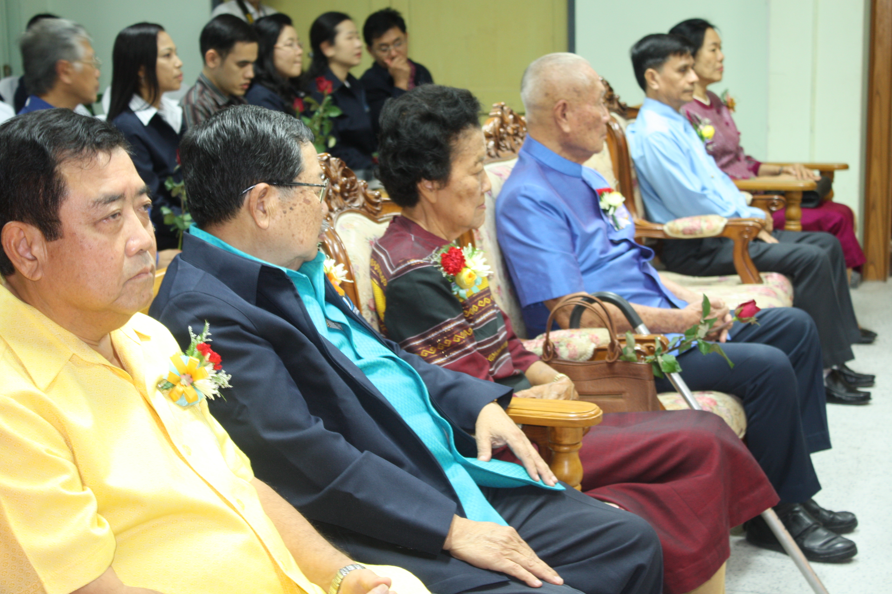 พิธีรดน้ำขอพรในงานครบรอบ 40 ปี คณะศึกษาศาสตร์ (ชุดที่ 2) ภาพที่ 31