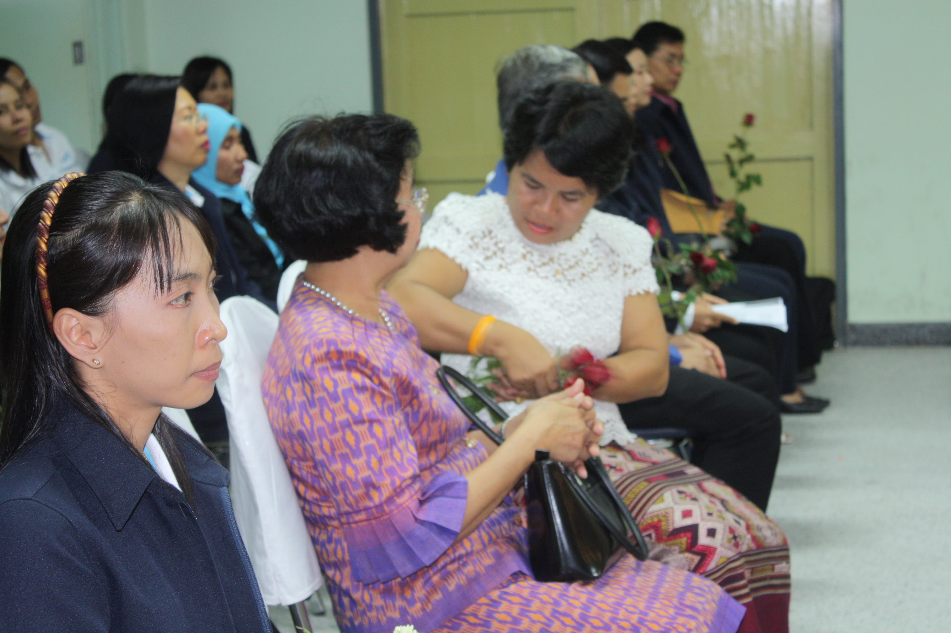 พิธีรดน้ำขอพรในงานครบรอบ 40 ปี คณะศึกษาศาสตร์ (ชุดที่ 2) ภาพที่ 43