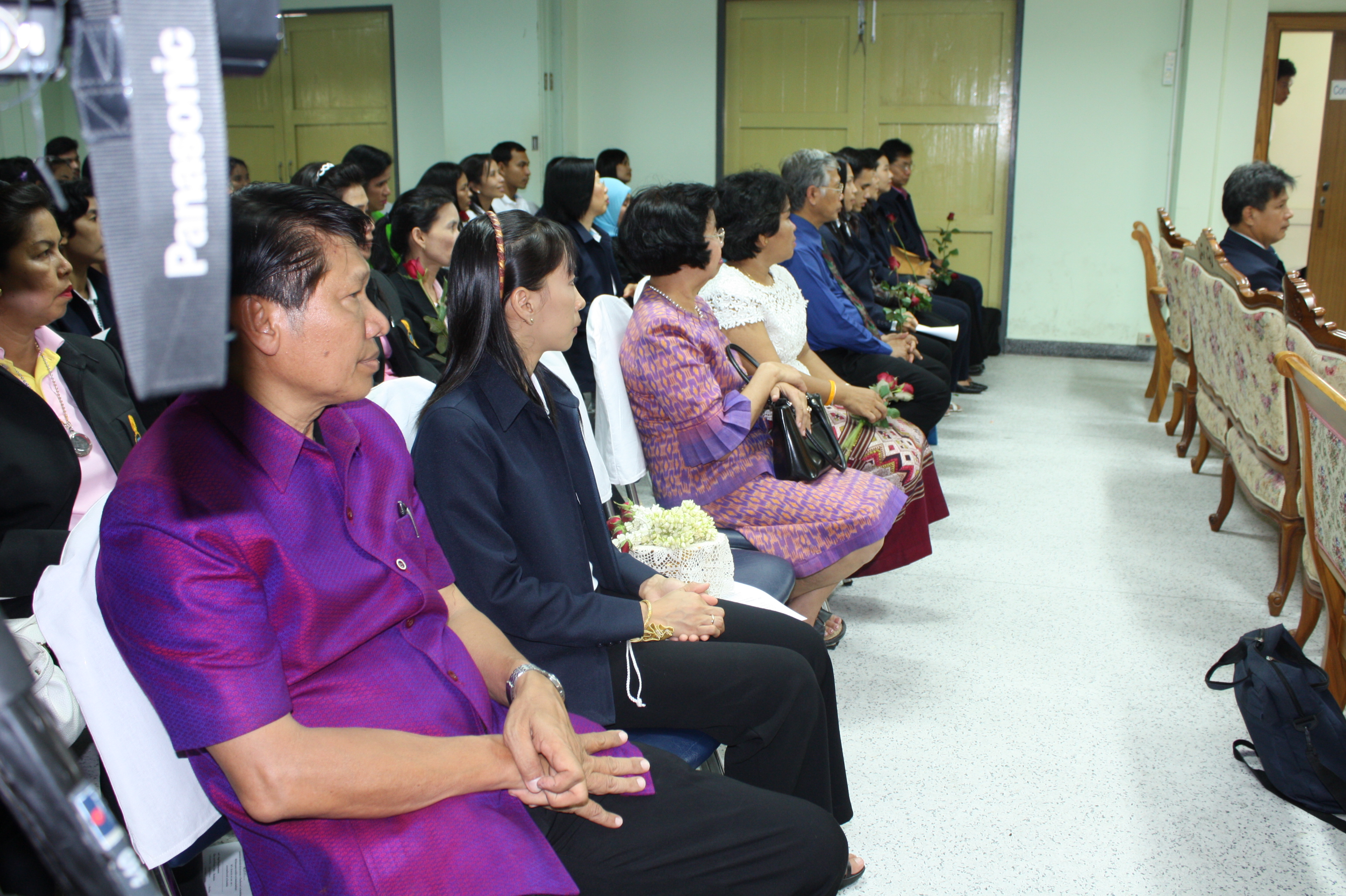 พิธีรดน้ำขอพรในงานครบรอบ 40 ปี คณะศึกษาศาสตร์ (ชุดที่ 2) ภาพที่ 48