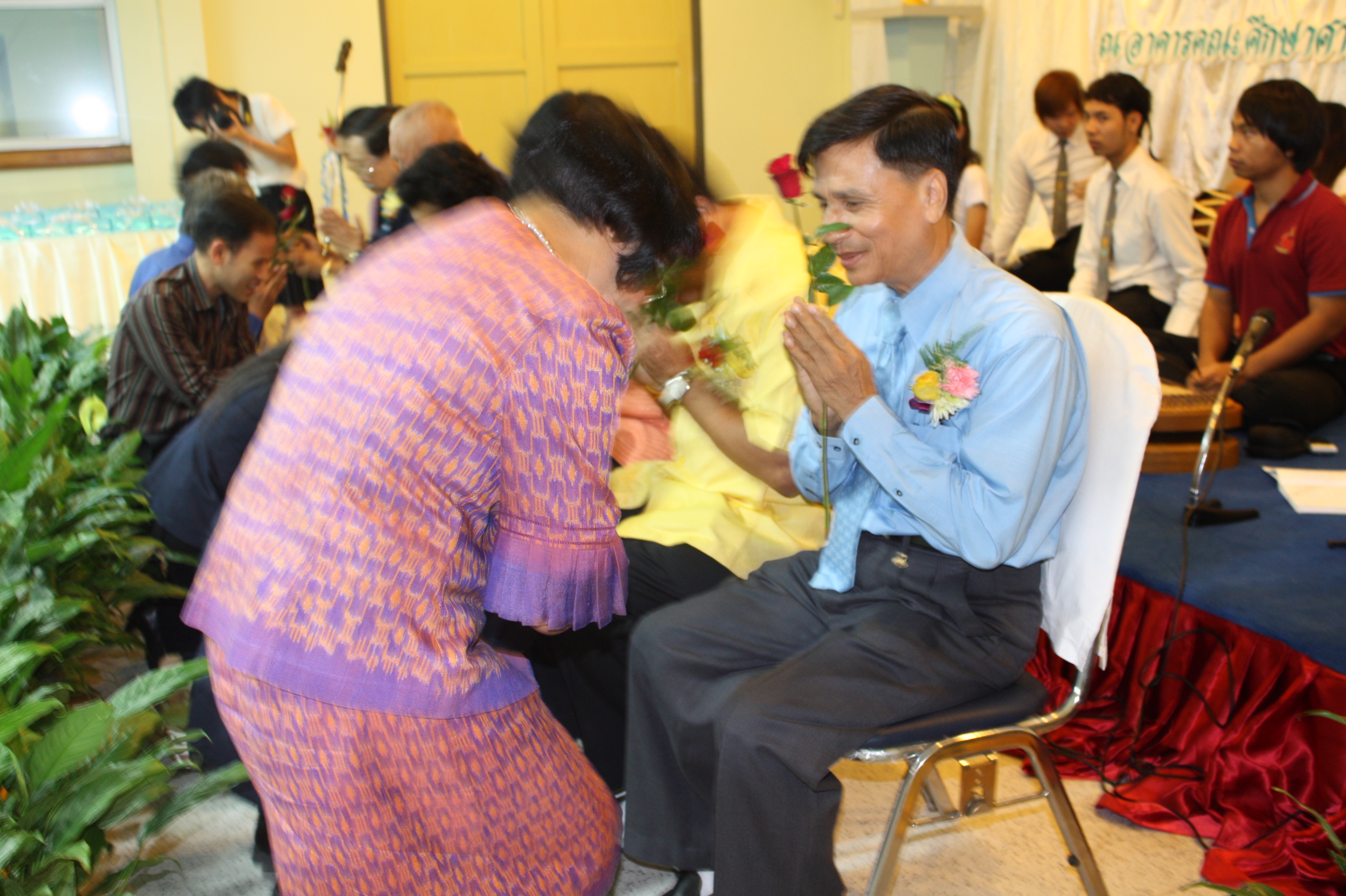 พิธีรดน้ำขอพรในงานครบรอบ 40 ปี คณะศึกษาศาสตร์ (ชุดที่ 2) ภาพที่ 49